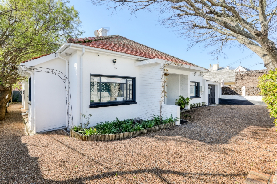 5 Bedroom Property for Sale in Claremont Upper Western Cape